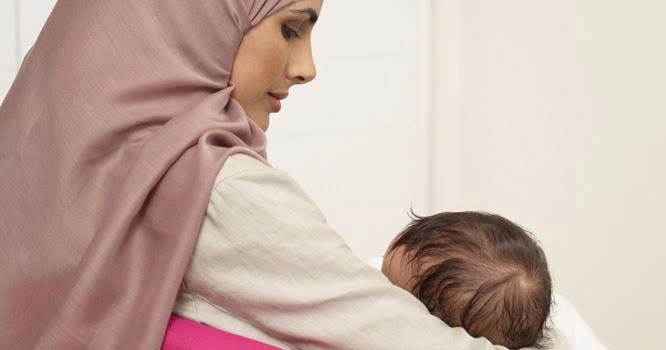 Bolehkah Ibu Menyusui Berpuasa? Simak Selengkapnya Di Sin