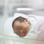 Bayi Tidak Menangis Saat Lahir, Apa Penyebab Dan Haruskah Panik?