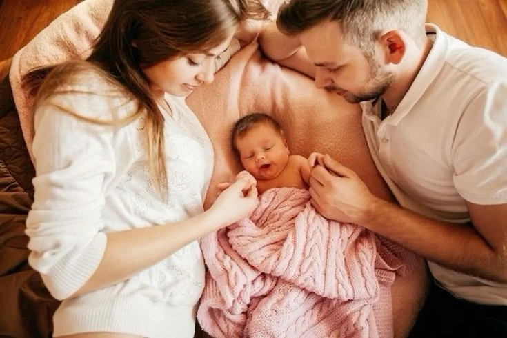 Anak Lebih Mirip Ayah atau Bunda? Ini Faktor Penentunya